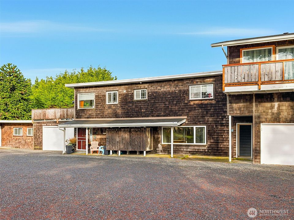 1st image of 1611 S Ocean Beach Boulevard #8