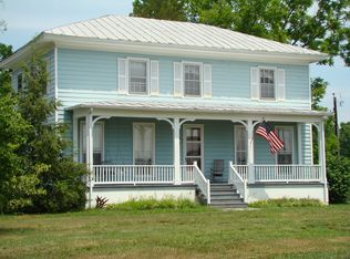 432 Fairgrounds Rd, Farmville, VA 23901