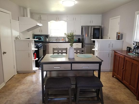 5th image of 1304 Carroll Ave
