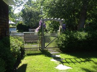 32 McGuirk St, East Hampton, NY 11937