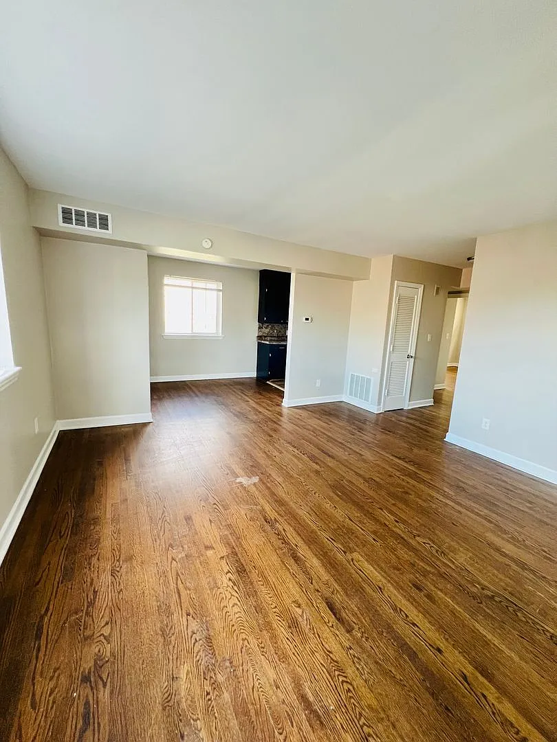 Affordable 2 Bed/1 Bath Apartment — Photo 4