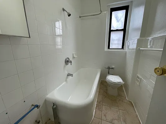 Rented by Sterea Agency | media 11