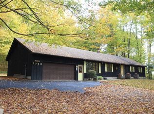 5728 Fikes Rd, Memphis, NY 13112