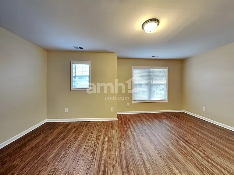 1414 Southgate Dr — Photo 19