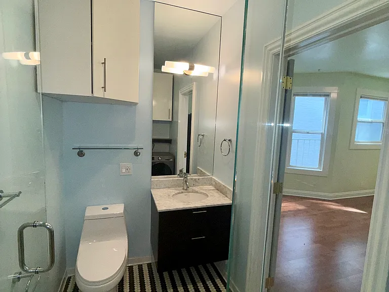 725 Pine St #305 — Photo 5