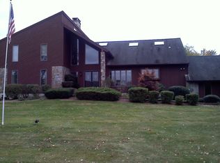 566 White Birch Dr, Guilford, CT 06437