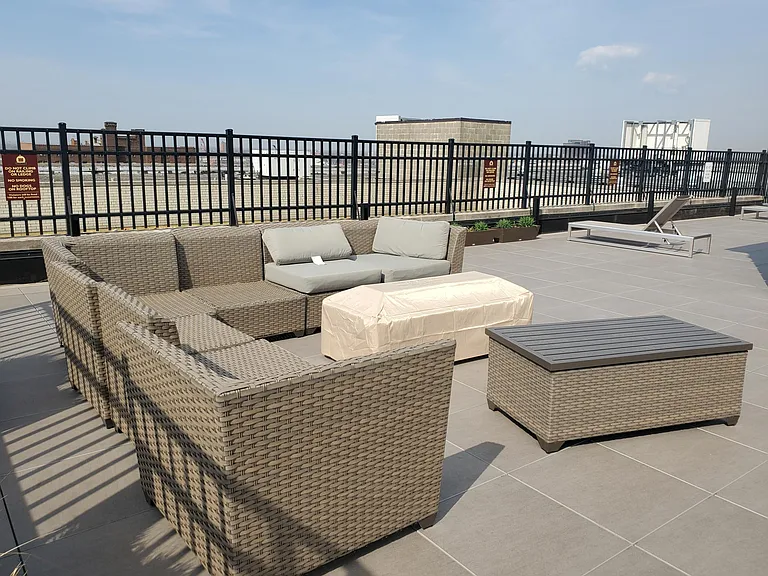 15 E Kirby St #326 — Photo 19