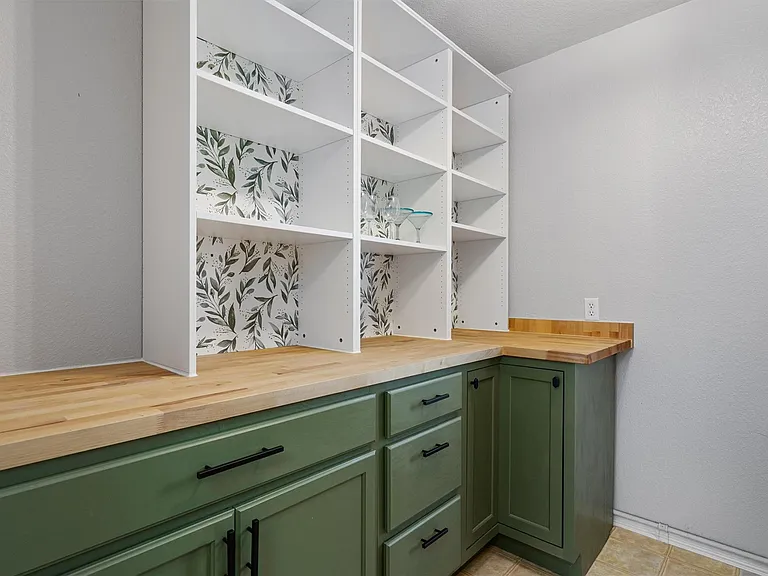 1713 Darjeeling Dr — Photo 11