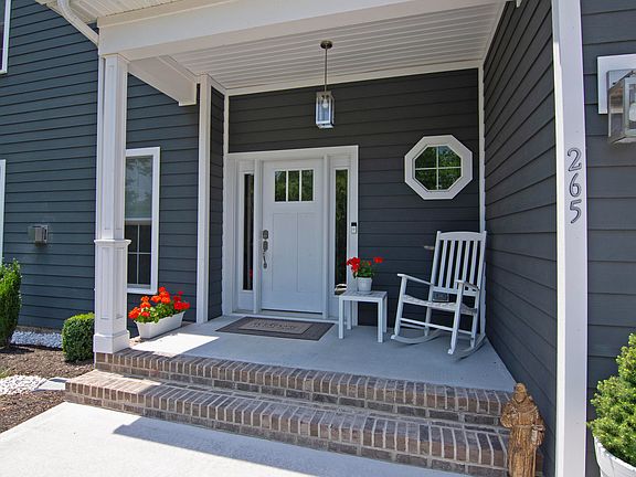 3rd image of 265 Brookside Dr