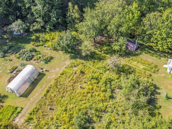 3 Garden Road, Monroe, ME 04951