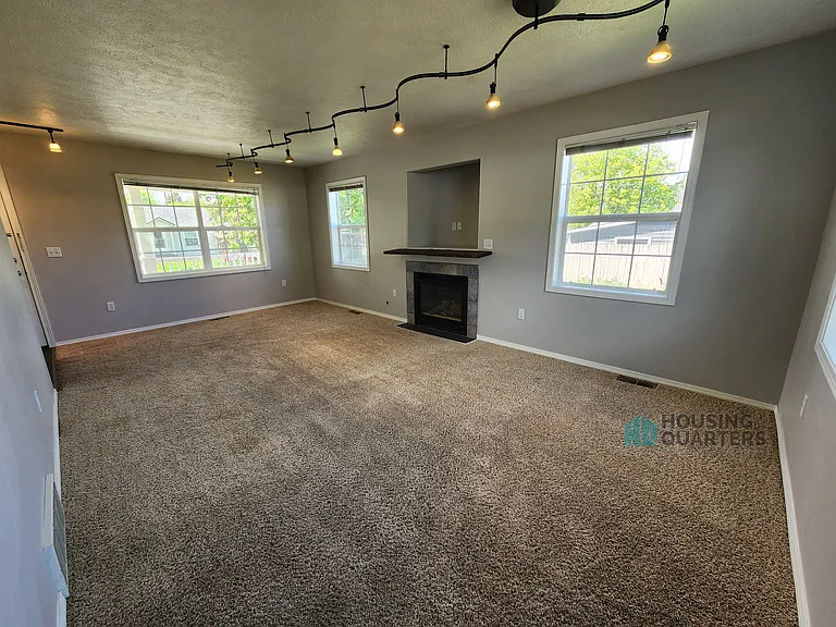 3420 N Elton Rd — Photo 5