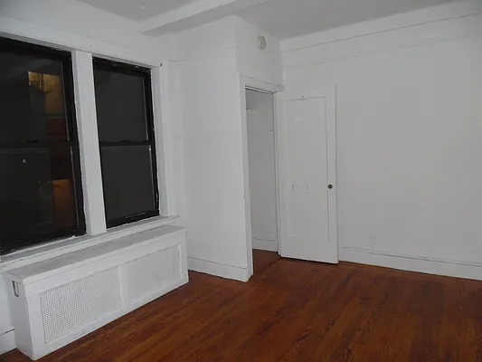 Rented by First Executive Realty Inc | media 3