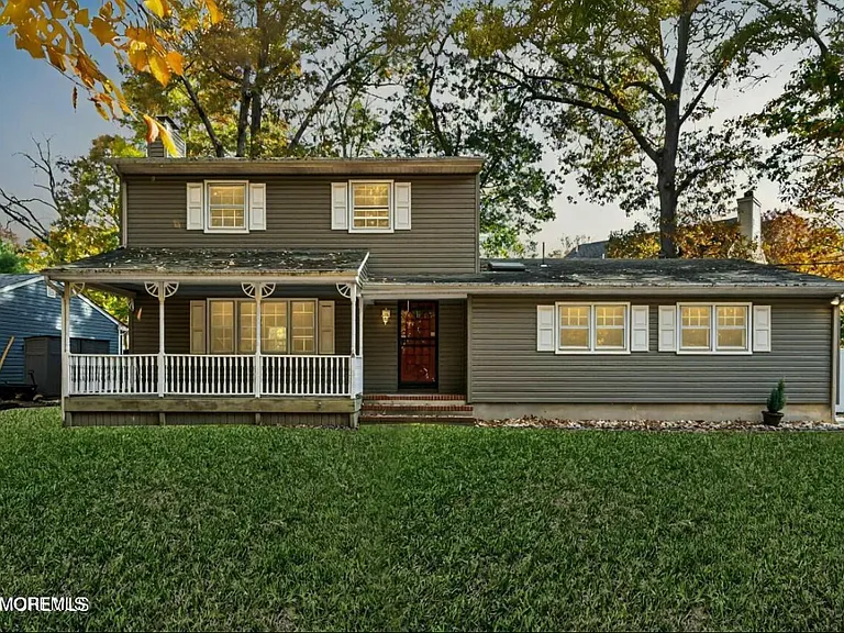 1025 Whittier Ave — Photo 25