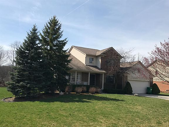 5th image of 878 Fairway Park Dr
