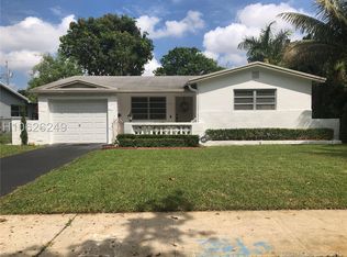 4017 Washington St, Hollywood, FL 33021