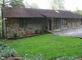 11462 Couch Mill Rd, Knoxville, TN 37931