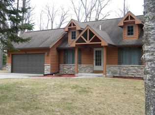 6517 Garretts Trl, Rhinelander, WI 54501