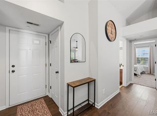 5302 Spring Creek Ln, O'Fallon, MO 63368