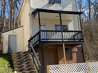 223-226 Hillside Ave, Pitcairn, PA 15140