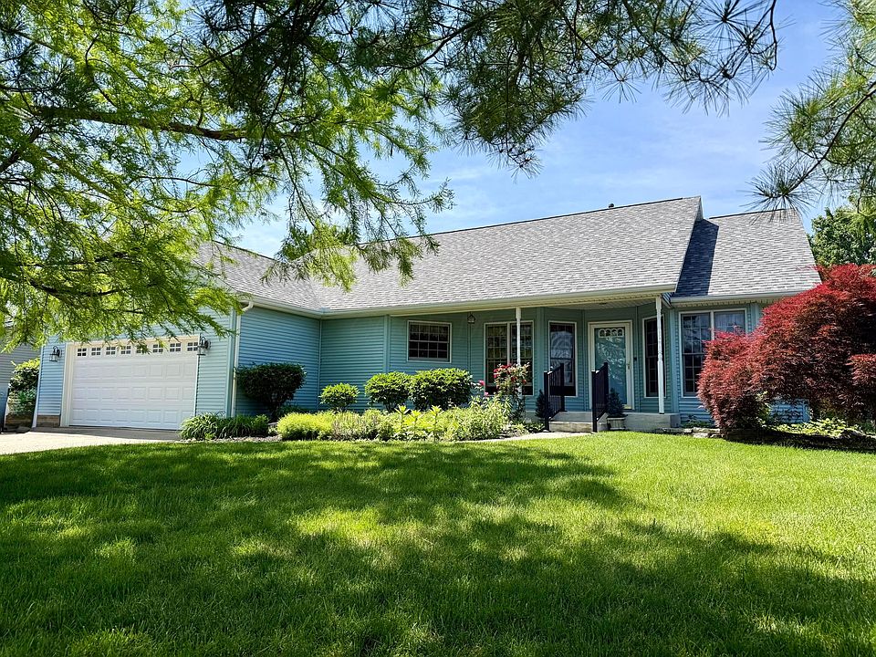 2nd image of 304 Kensington Ct