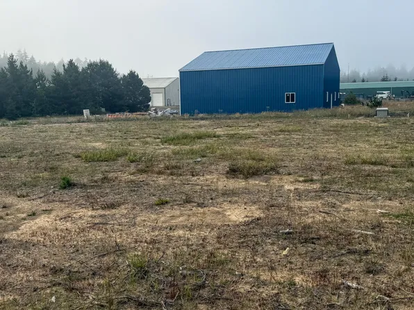 Tl 401 SW, Waldport, OR 97394