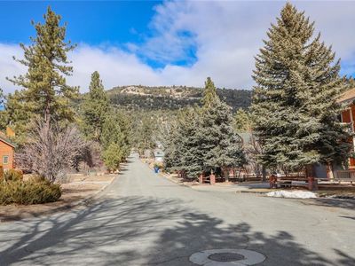 1118 Gold Mountain Dr, Big Bear City, CA, 92314