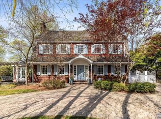 177 Park Ave, Leonia, NJ 07605