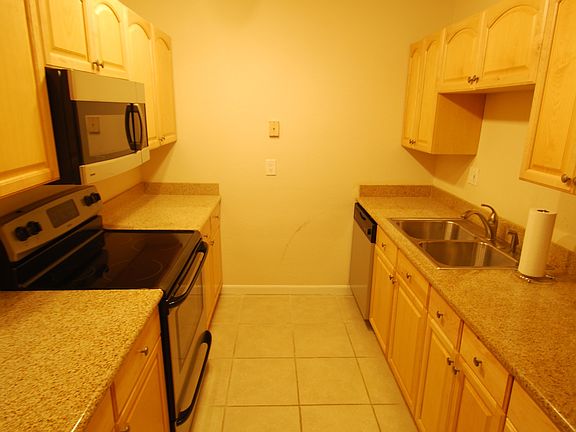 4th image of 1912 Palmland Dr APT A