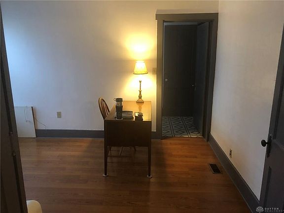 4th image of 606 Hay Ave