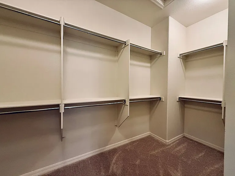 2119 Gunnison Pl — Photo 23