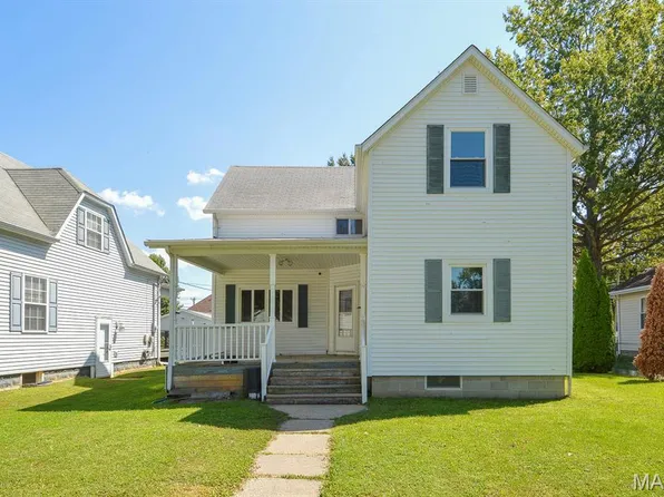 1409 Lemon St, Highland, IL 62249