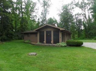 8367 Horton Beach Rd, Manitou Beach, MI 49253