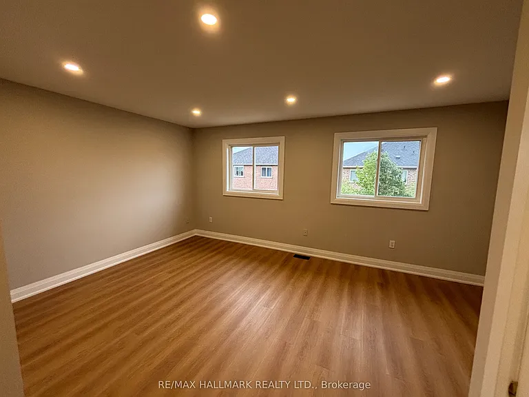3234 Raindance Cres — Photo 18