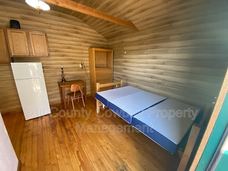Studio, 1.0 bath, 195 sqft, $650 — Photo 4