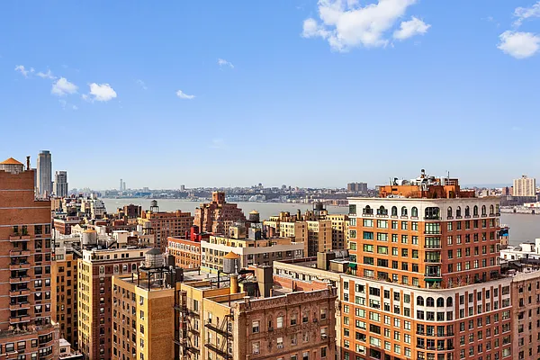 Rented by Boulevard Residentials | media 21