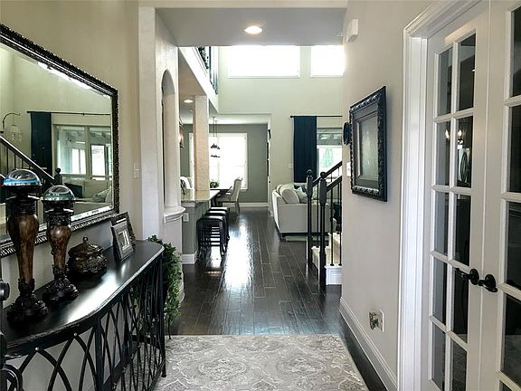 3rd image of 3429 Bluewater Dr