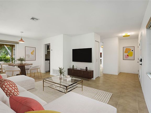 5th image of 1046 29th St
