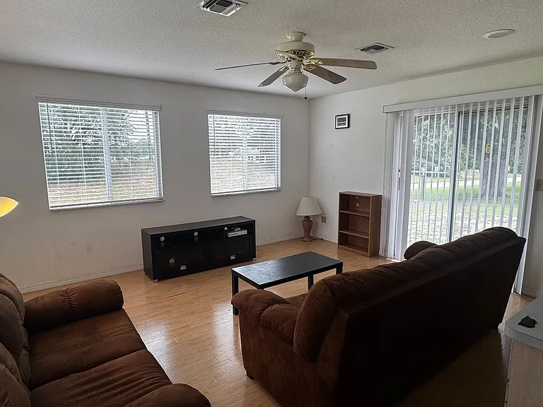 11410 SW 85th Ct — Photo 8