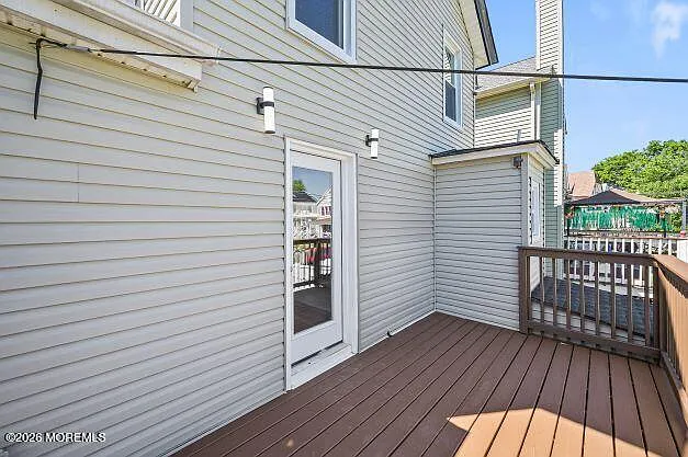 3 bed, 1365 sqft, $3,700 — Photo 4