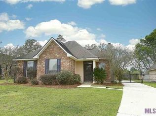 18232 Lake Myrtle Dr, Baton Rouge, LA 70817