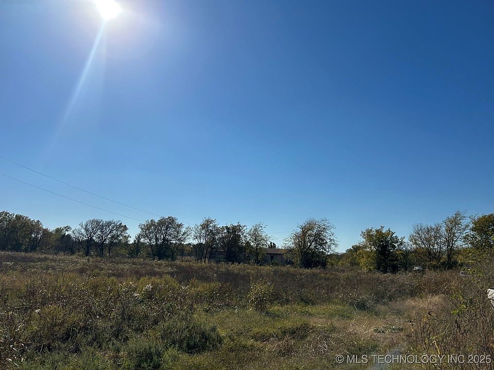 2nd image of 190 S Sexton Rd