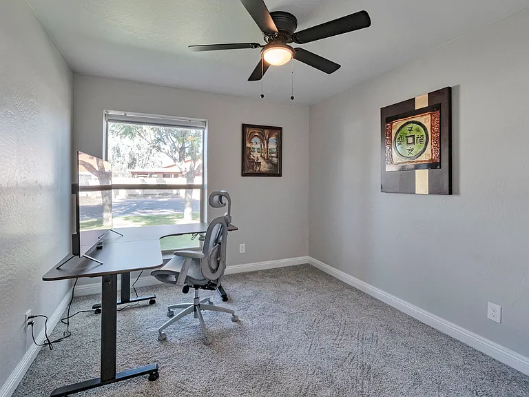 2203 W Palomino Dr — Photo 23