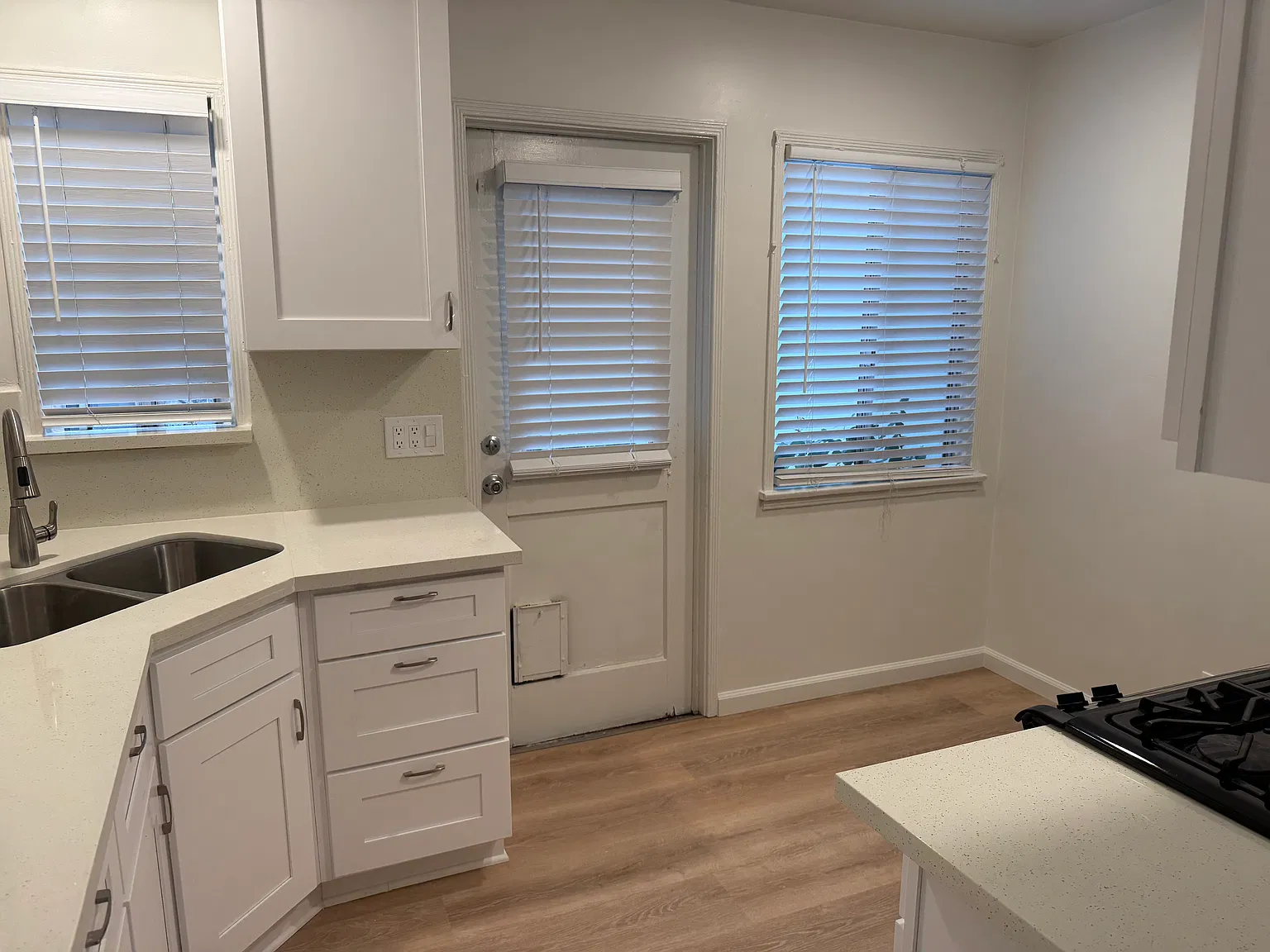 2 bed, 725 sqft, $2,625 — Photo 4