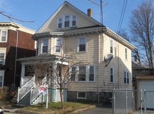 28 Verdun St, Dorchester, MA 02124