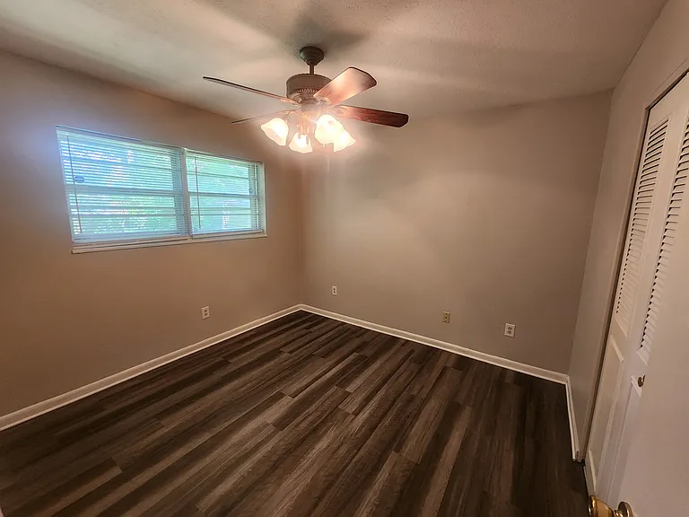 5403 Bramble Ct — Photo 7