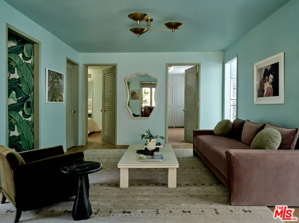 2633 Mandeville Canyon Rd, Los Angeles, CA 90049
