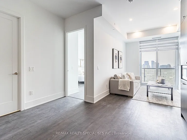 480 Front St W #1903 — Photo 7