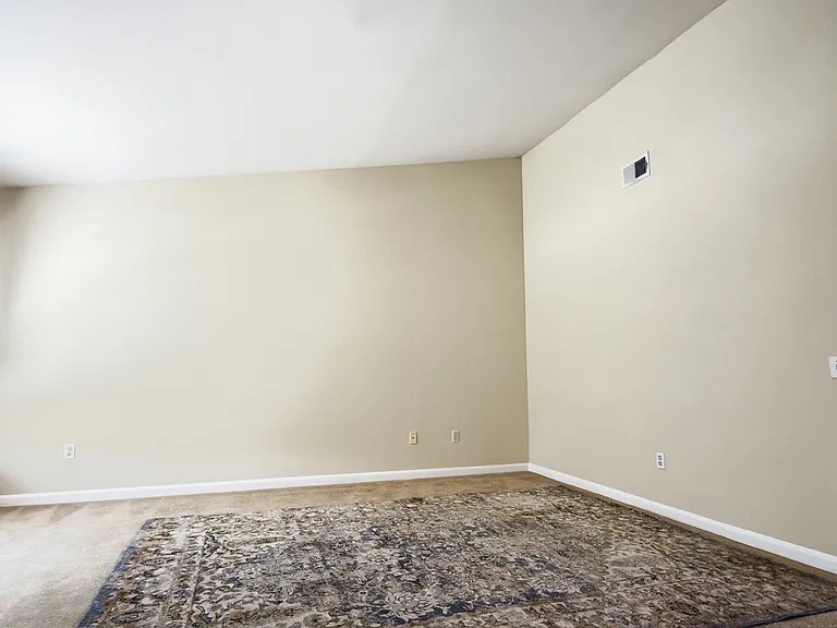 10665 Cherry Hills Dr — Photo 9