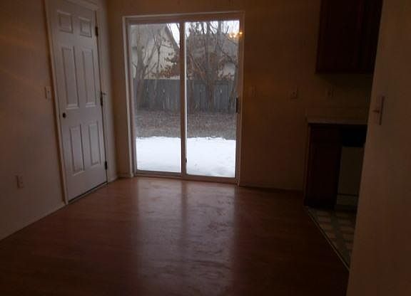5th image of 12606 W Chandler St