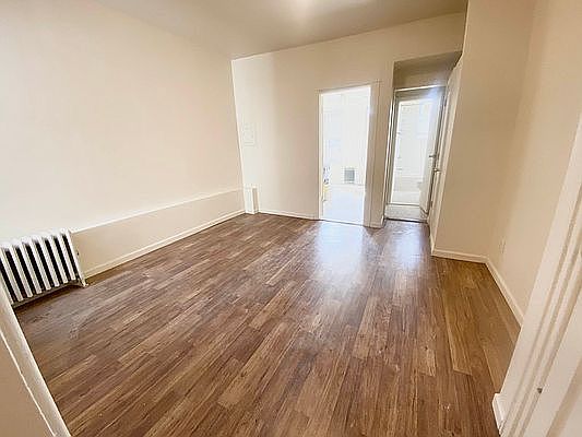 3rd image of 30-12 44th St #3L